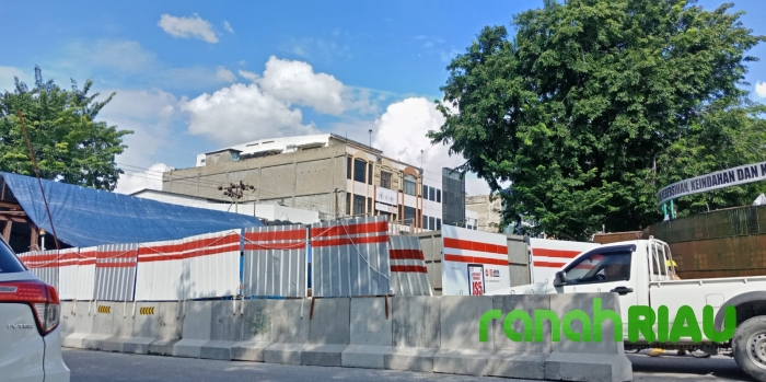 Proyek penggalian makin resahkan pengguna jalan, Pelaksana beralasan berguna untuk olah air limbah